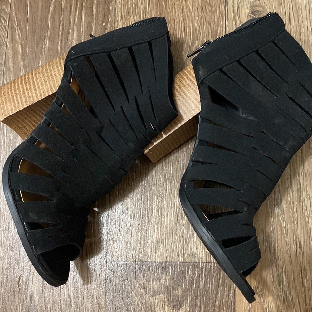 Rue21 heeled sandals